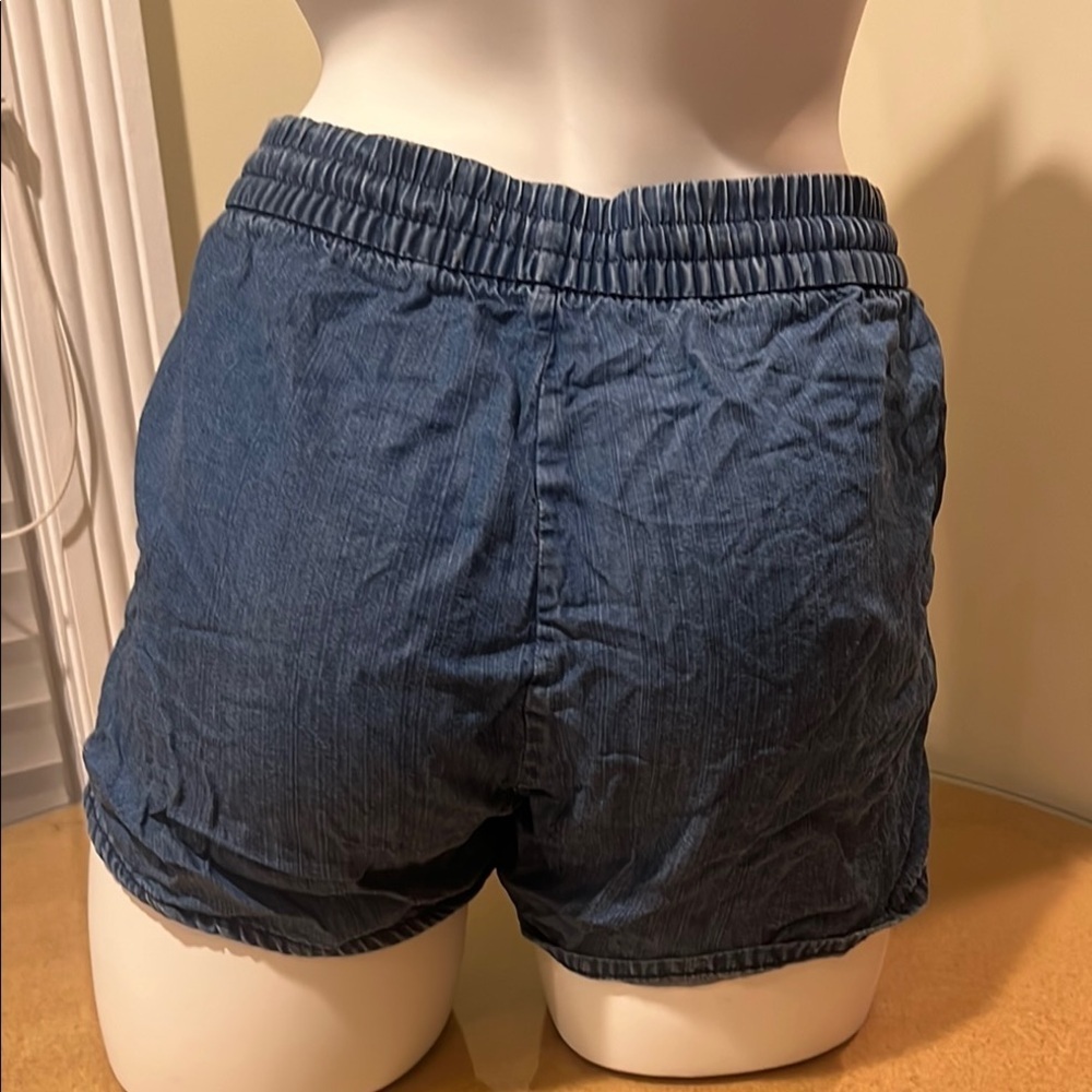 Gap Women’s Blue Denim Drawstring Shorts Size 8 - Picture 9 of 16